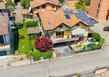 Porzione di casa Via Cesare Pavese, Montecchio Emilia - foto 1