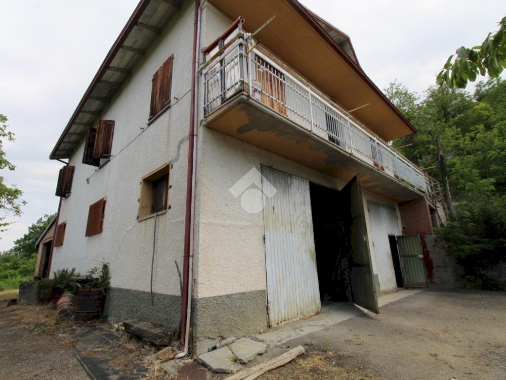 Casa indipendente Via Mutilati di Guerra, Toano - foto 1