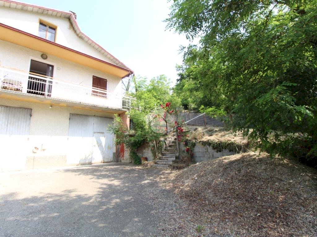 Casa indipendente Via Mutilati di Guerra, Toano - foto 2