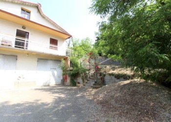 Independent house Via Mutilati di Guerra, Toano - photo 2