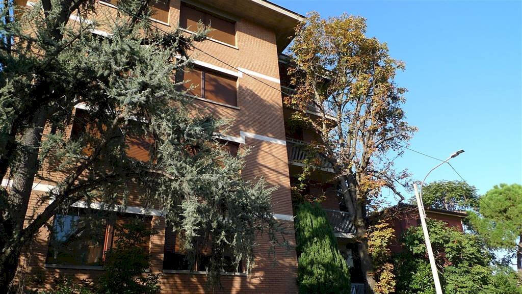 Appartamento via Valdossola 25, Bologna (zona Saragozza) - foto 1