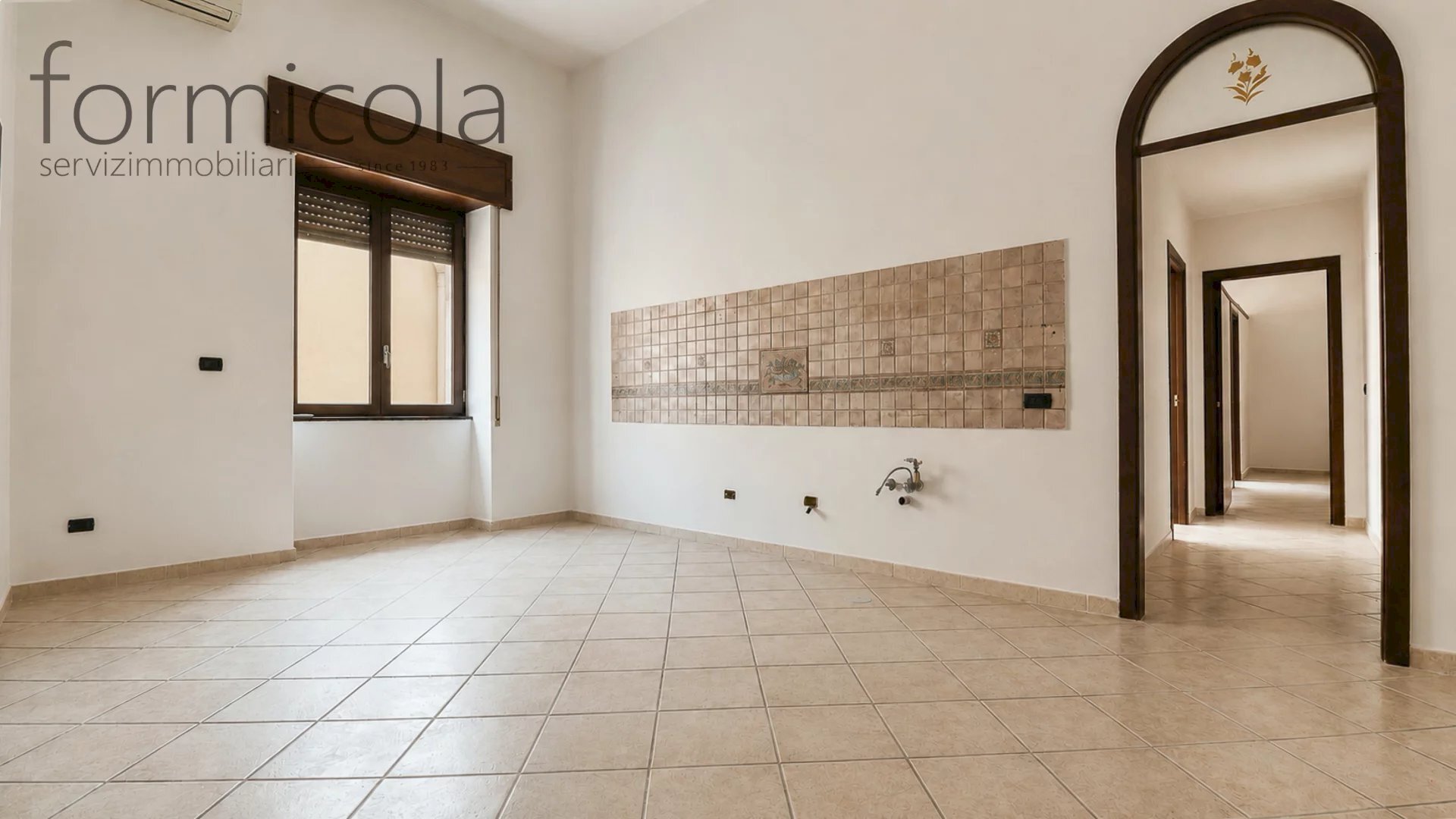 Apartment Portici - photo 1