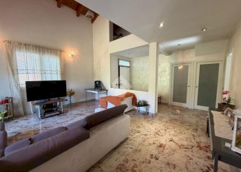 Casa indipendente Via fratelli cervi, Quattro Castella - foto 1