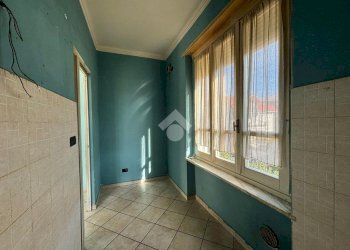 Three-room apartment Via del Santuario, Leini - photo 4