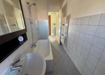 Three-room apartment Via del Santuario, Leini - photo 10