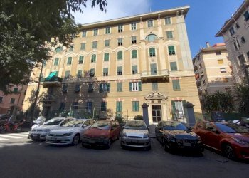 Quadrilocale Genova (zona Bolzaneto) - foto 1