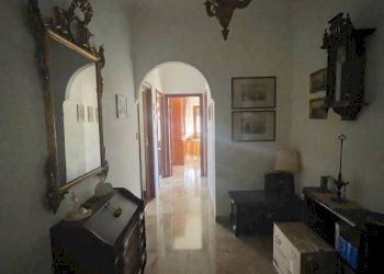 Three-room apartment Genova (neighborhood Cornigliano) - photo 9