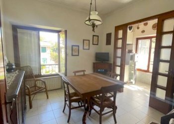 Three-room apartment Genova (neighborhood Cornigliano) - photo 12