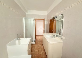 Two-room apartment Viale Cervia, Riccione - photo 4