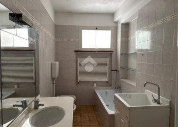 Two-room apartment Viale Cervia, Riccione - photo 25