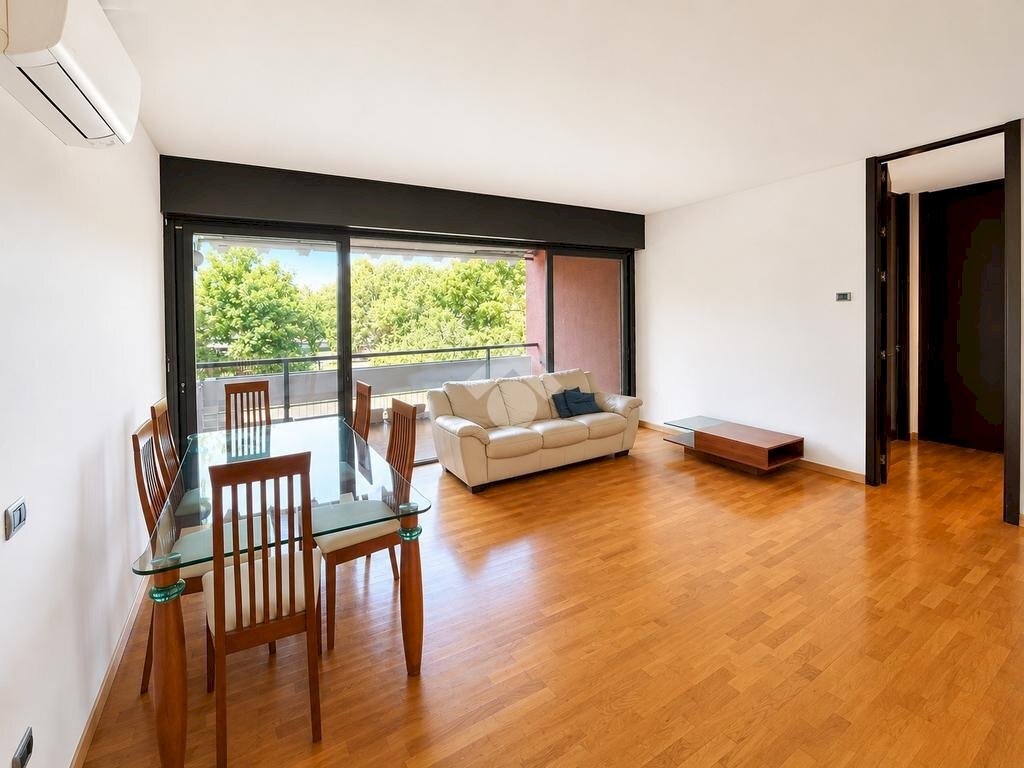 Three-room apartment via dei longobardi, hamlet Milano 3, Basiglio - photo 2