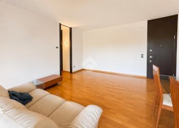 Three-room apartment via dei longobardi, hamlet Milano 3, Basiglio - photo 3