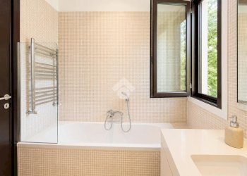 Three-room apartment via dei longobardi, hamlet Milano 3, Basiglio - photo 9