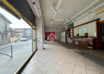 Negozio Via Baracca, Cameri - foto 15