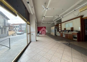 Negozio Via Baracca, Cameri - foto 16