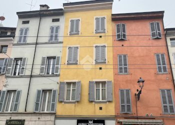 Two-room apartment Strada Massimo D'Azeglio, Parma (neighborhood Oltretorrente) - photo 1