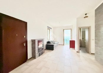 Four-room apartment Via monte timone, Genova (neighborhood Borzoli) - photo 2