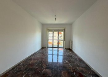 Three-room apartment Via Lorenzo Perosi, Milano (neighborhood Lorenteggio) - photo 6