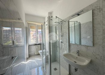 Three-room apartment Via Lorenzo Perosi, Milano (neighborhood Lorenteggio) - photo 22