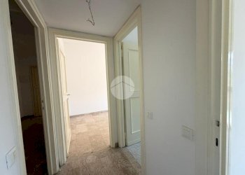 Three-room apartment Via Lorenzo Perosi, Milano (neighborhood Lorenteggio) - photo 26