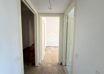 Three-room apartment Via Lorenzo Perosi, Milano (neighborhood Lorenteggio) - photo 27