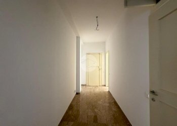 Three-room apartment Via Lorenzo Perosi, Milano (neighborhood Lorenteggio) - photo 41