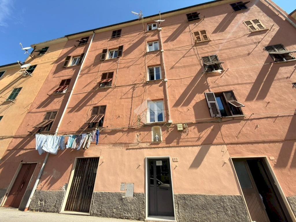Trilocale Via fabbriche, Genova (zona Voltri) - foto 1