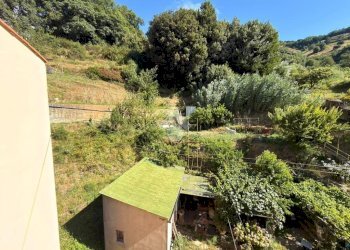 Trilocale Via fabbriche, Genova (zona Voltri) - foto 3