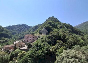 Trilocale Via fabbriche, Genova (zona Voltri) - foto 22