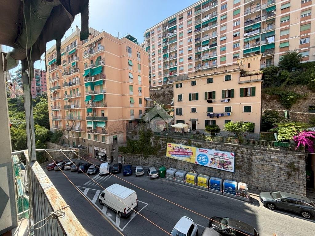 Three-room apartment Via Fereggiano, Genova (neighborhood Quezzi) - photo 2