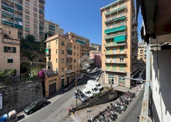 Three-room apartment Via Fereggiano, Genova (neighborhood Quezzi) - photo 1