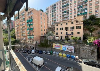 Three-room apartment Via Fereggiano, Genova (neighborhood Quezzi) - photo 2