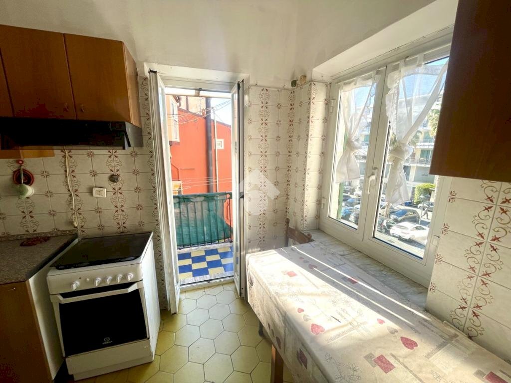 Four-room apartment Via Domenico Costanzo, Imperia - photo 2