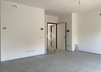 Three-room apartment Via Gorizia, Ossona - photo 2