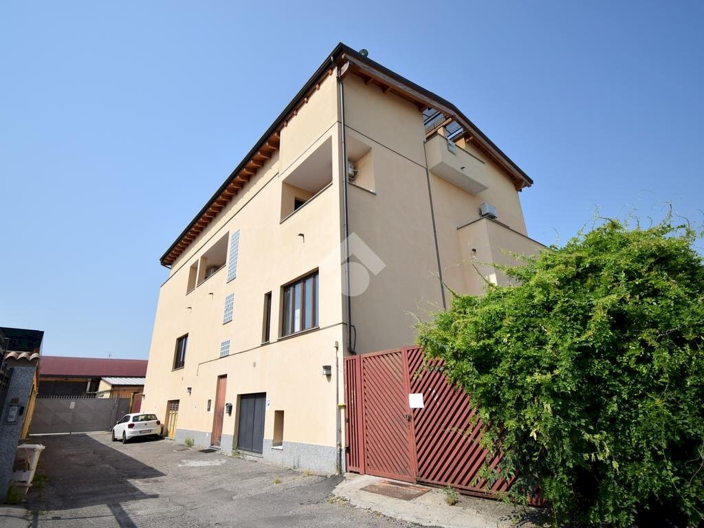 Stabile - Palazzo Via Santa Maria, Cologno Monzese - foto 2