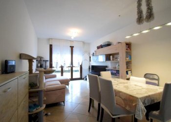 Three-room apartment Via Umberto Giordano, Cologno Monzese - photo 3