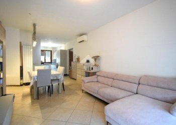 Three-room apartment Via Umberto Giordano, Cologno Monzese - photo 10