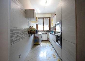 Three-room apartment Via Umberto Giordano, Cologno Monzese - photo 15