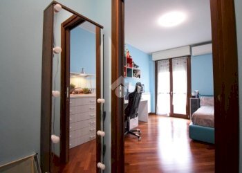 Three-room apartment Via Umberto Giordano, Cologno Monzese - photo 26