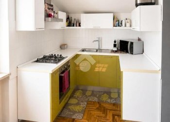 Portion of a house Via verbano, Cormano - photo 4