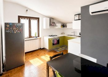 Portion of a house Via verbano, Cormano - photo 8