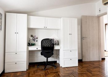 Portion of a house Via verbano, Cormano - photo 23