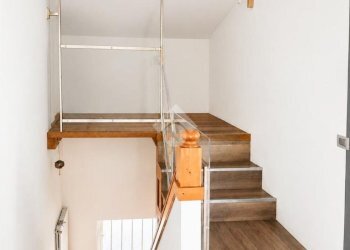 Portion of a house Via verbano, Cormano - photo 25