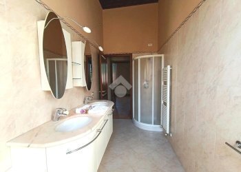 Four-room apartment Via Crocefisso, Robecco sul Naviglio - photo 24
