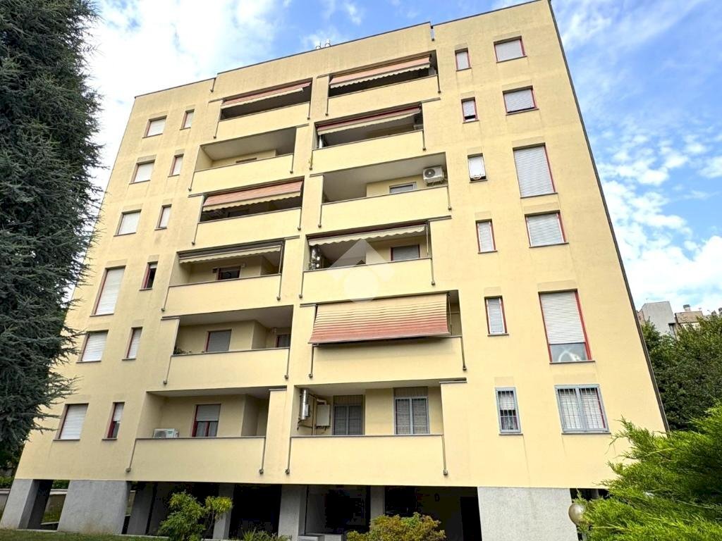 Three-room apartment Via Sacco e Vanzetti, Senago - photo 1