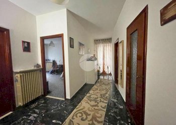 Casa semi indipendente Via Vassalli, La Morra - foto 16