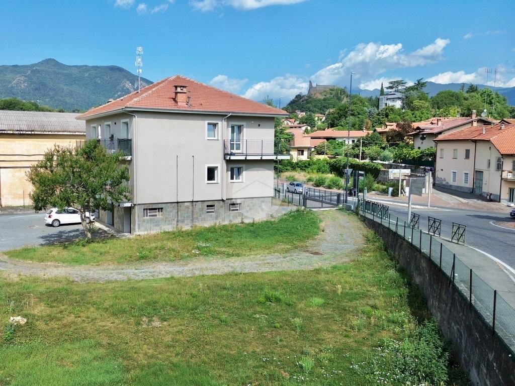 Three-room apartment Corso Laghi, Avigliana - photo 1