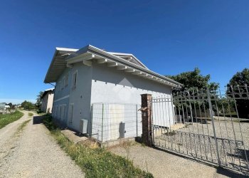 Villa Via Merendalunga, Oleggio - photo 3