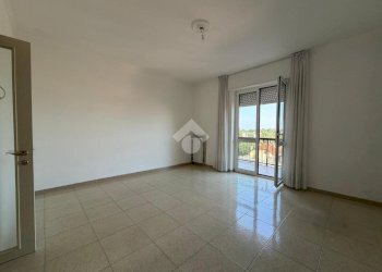 Three-room apartment Via Antonio Canova, Garbagnate Milanese - photo 9
