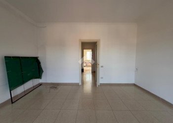 Three-room apartment Via Antonio Canova, Garbagnate Milanese - photo 11